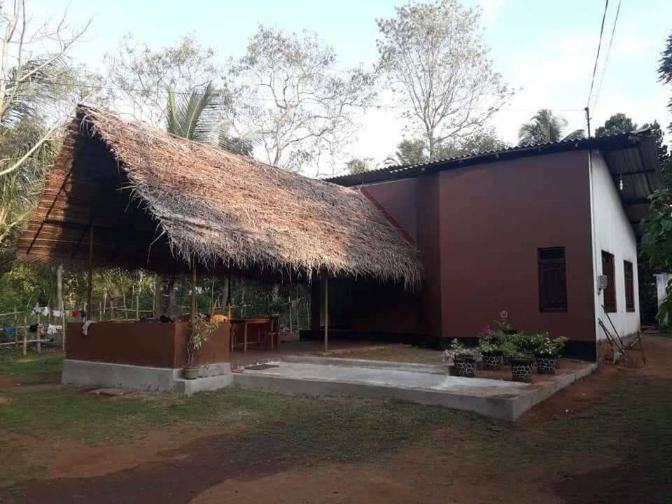 Gimanhala Cottage & Cookary Class Anuradhapura Buitenkant foto