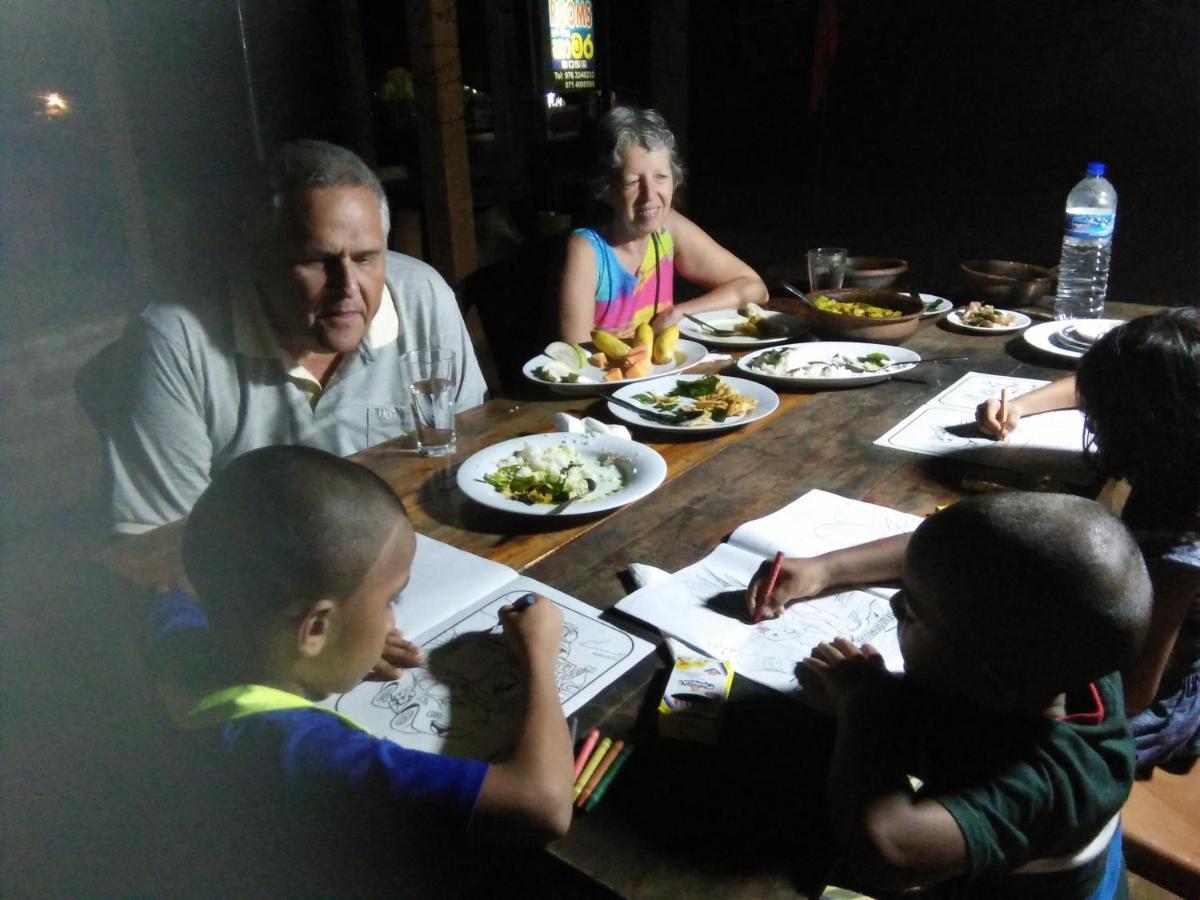 Gimanhala Cottage & Cookary Class Anuradhapura Buitenkant foto